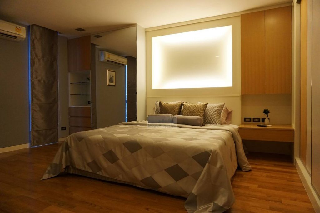 Property Image – Quad Silom Condominium