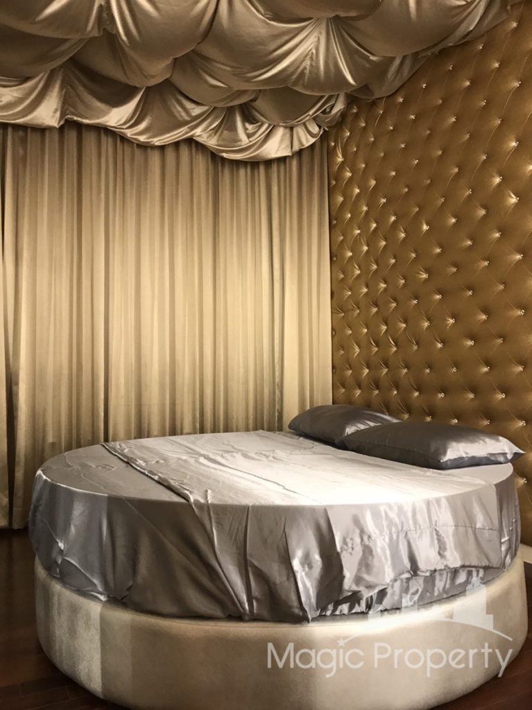 Property Image – Circle Condominium