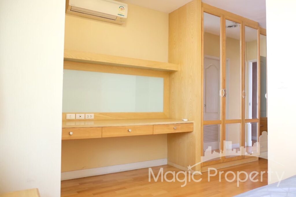 Property Image – The Fine @ River