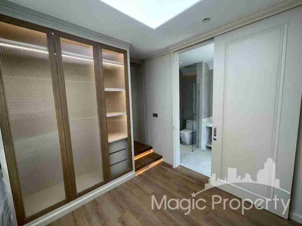 Property Image – Townhouse Ekkamai Soi 10 For Sale