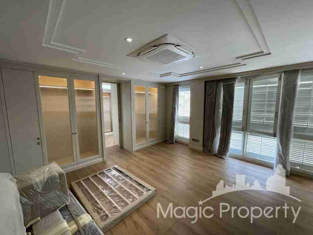 Property Image – Townhouse Ekkamai Soi 10 For Sale