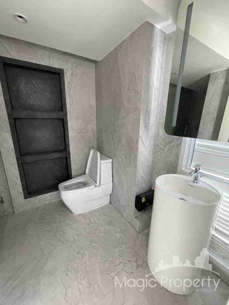 Property Image – Townhouse Ekkamai Soi 10 For Sale