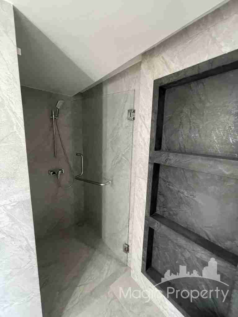 Property Image – Townhouse Ekkamai Soi 10 For Sale