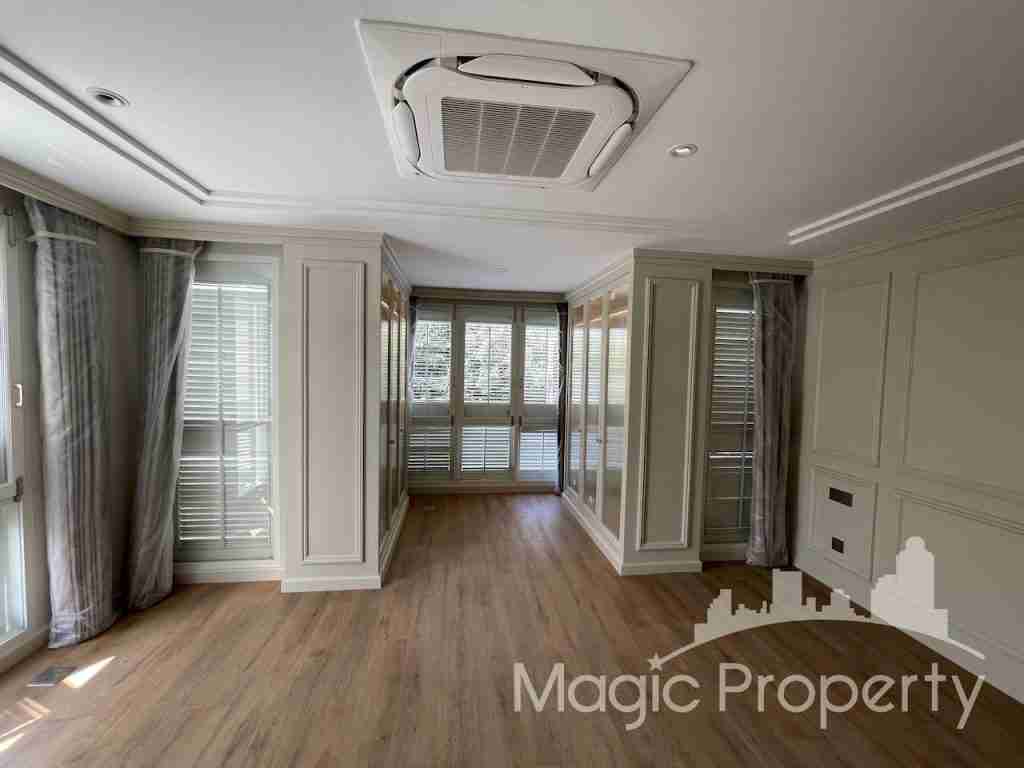 Property Image – Townhouse Ekkamai Soi 10 For Sale