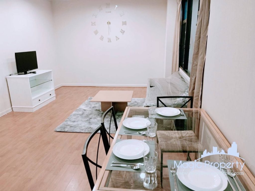 1 Bedroom 70 sqm For Rent in The Waterford Park Sukhumvit 53 Condominium, Near BTS Thonglor around 1 Km...
