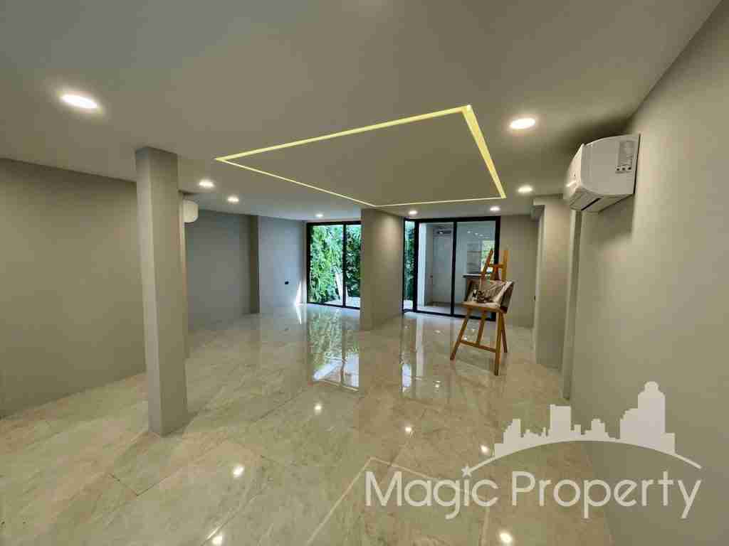 Property Image – Townhouse Ekkamai 12 Alley