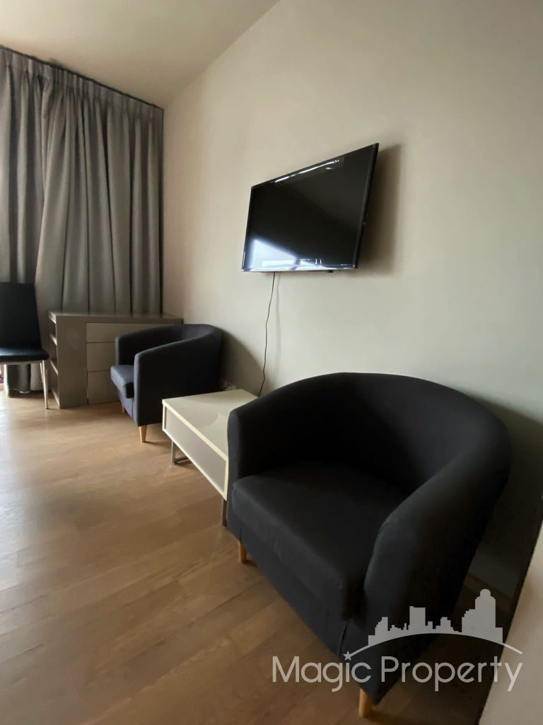 Noble Refine Studio For Rent. Located at Sukhumvit 26, Khlong Tan, Khlong Toei, Bangkok 10110. Near BTS Phrom Phong 