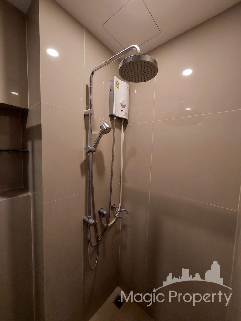 Property Image – Elio Del Nest Condominium