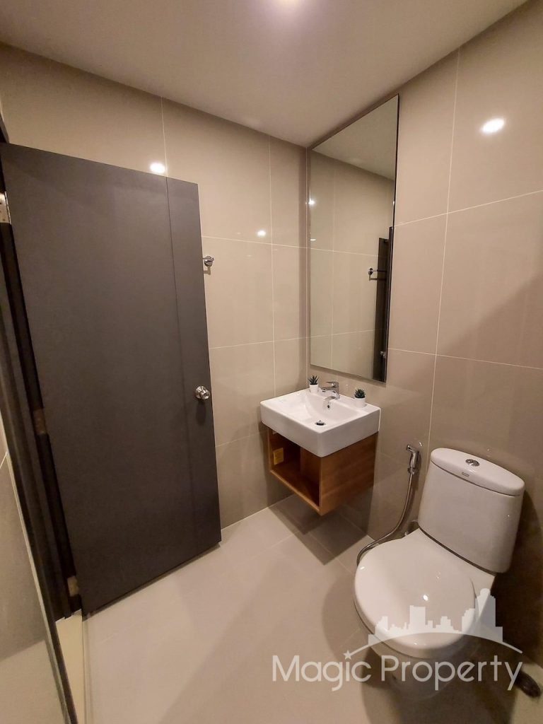 Property Image – Elio Del Nest Condominium