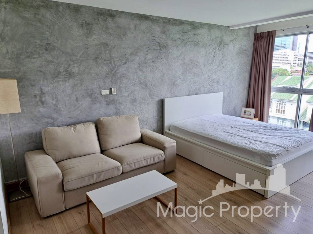 Fully Furnished Studio Room For Sale in Plus 38 Hip Condominium. Located in Soi Sukhumvit 38, Near BTS Thong Lo just 480 Meters...