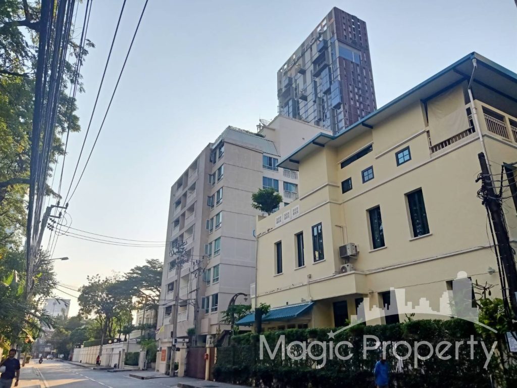 Property Image – Plus 38 Condominium