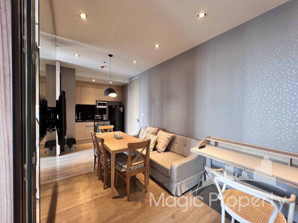 Fully Furnished Park 24 Condominium 2 bedroom for Sale. Located at Sukhumvit 24, Khwaeng Khlong Tan, Khet Khlong Toei, Bangkok...