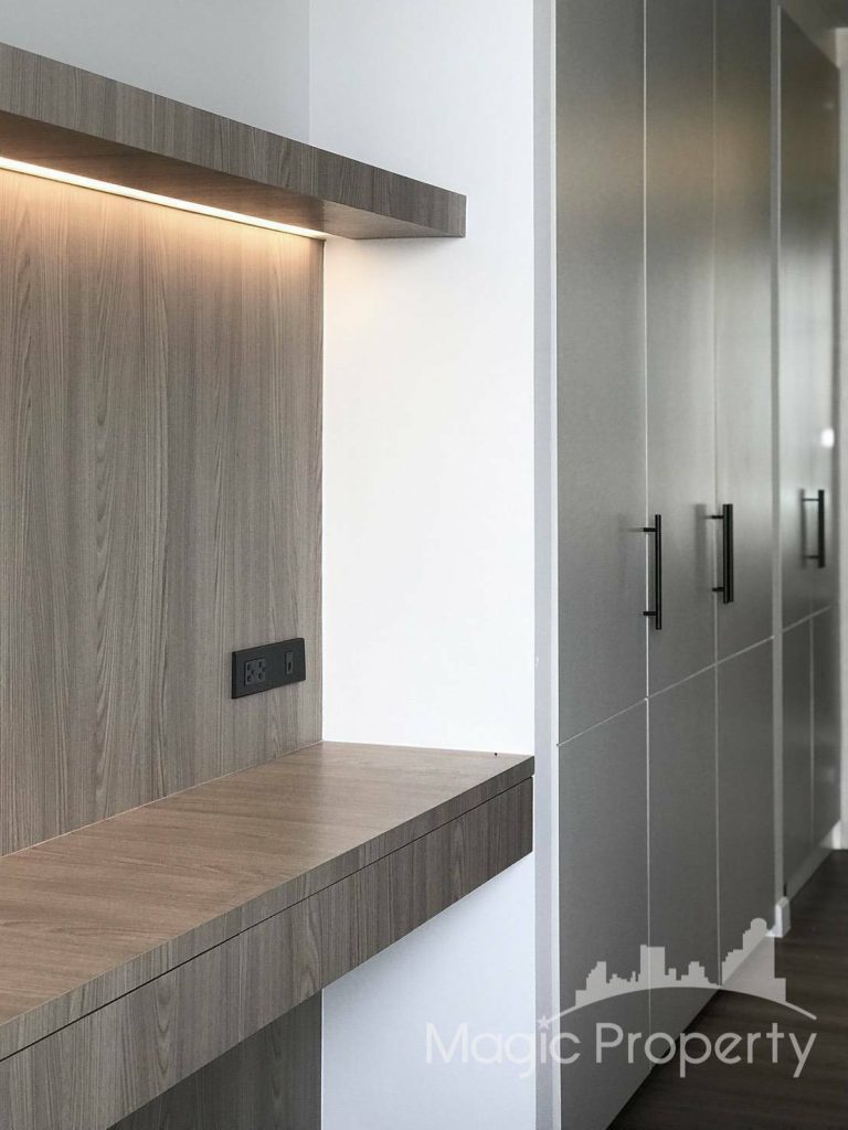 Property Image – The River Condominium