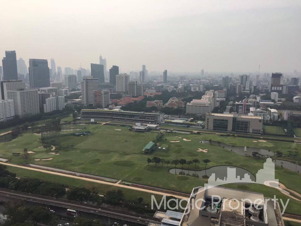 4 Bedrooms Duplex Baan Rajprasong Condominium, Ratchadamri Rd, Lumphini, Pathum Wan, Bangkok 10330. Near BTS Ratchadamri 250 Meters...