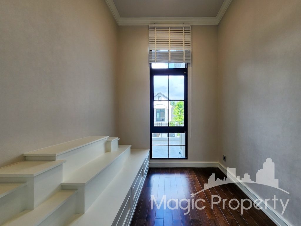 Property Image – The Palazzo Srinakarin