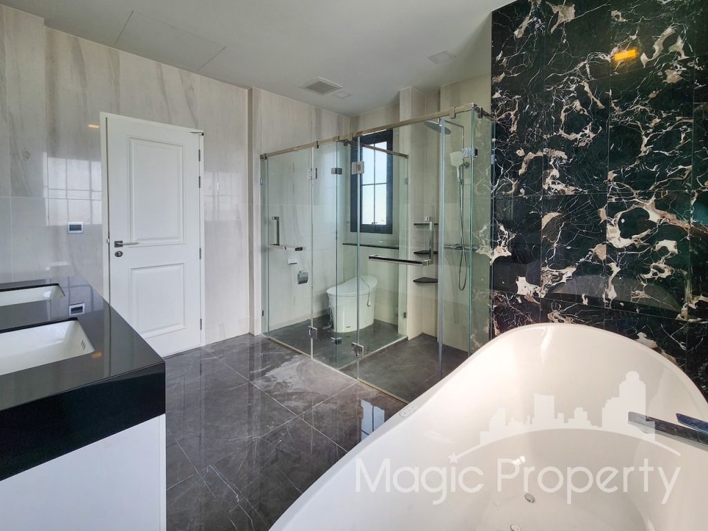 Property Image – The Palazzo Srinakarin