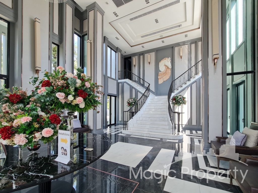 The Palazzo Srinakarin 4 Bedrooms Brand New House For Sale. Located at Soi Srinakarin 53, Srinakarin Road, Nong Bon, Prawet, Bangkok.