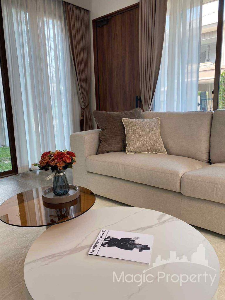 4 Bedrooms Single House For Sale in Burasiri Krungthep Kreetha