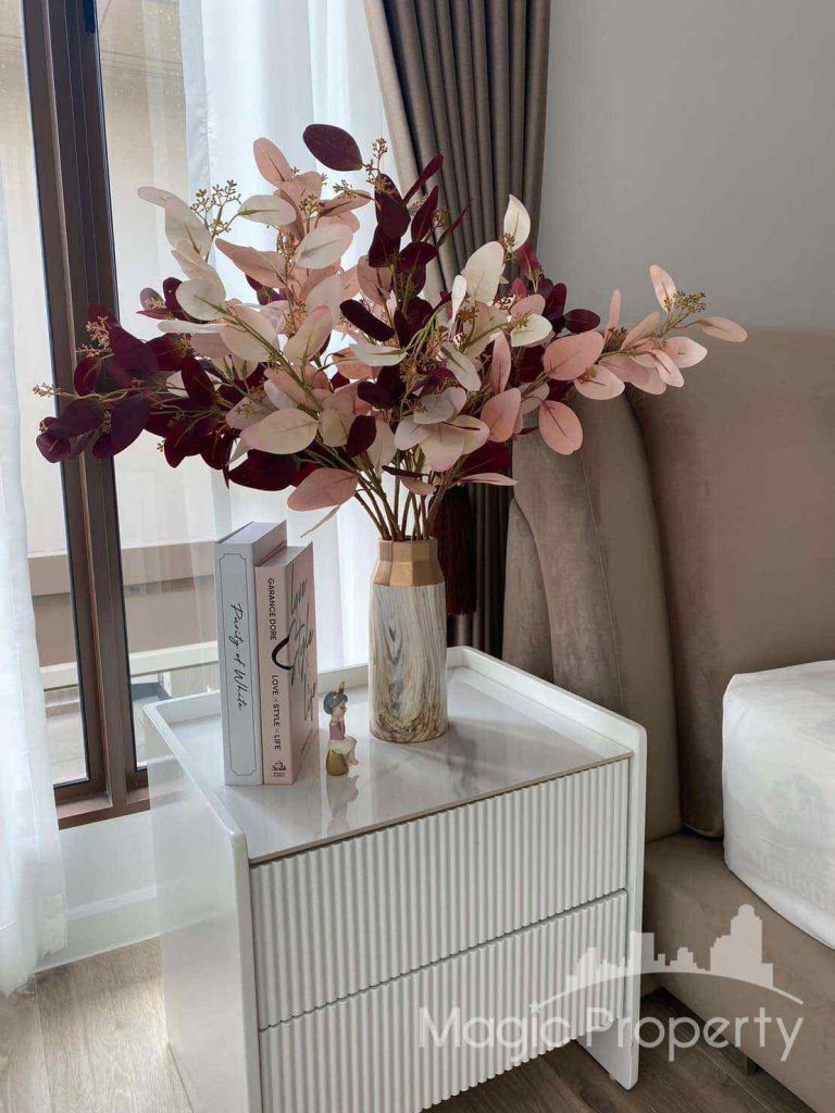 4 Bedrooms Single House For Sale in Burasiri Krungthep Kreetha