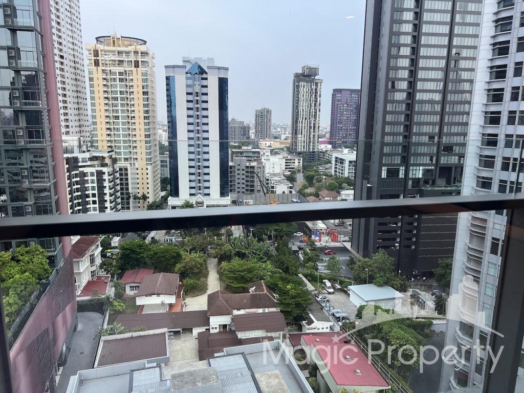 Property Image – The Strand Thonglor