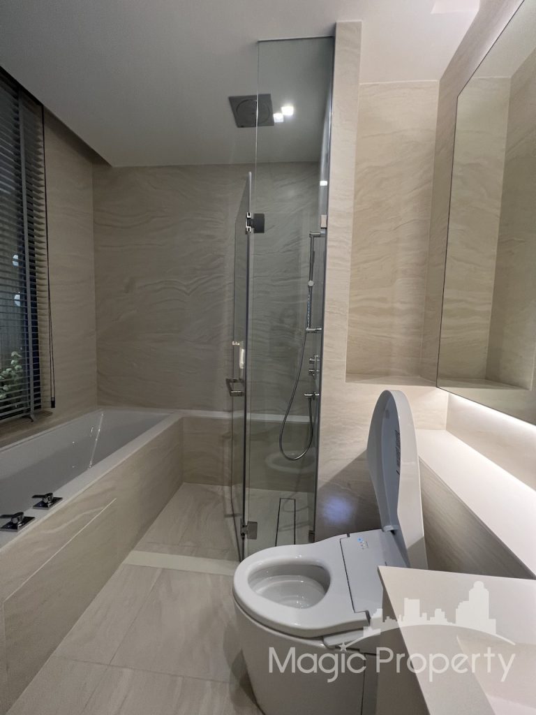 Property Image – The Strand Thonglor