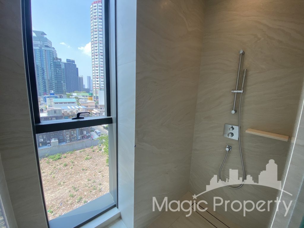 Property Image – The Strand Thonglor