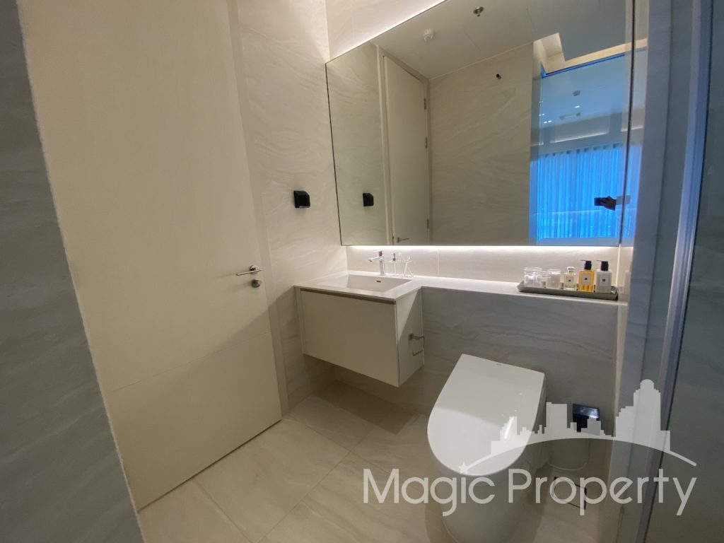 Property Image – The Strand Thonglor