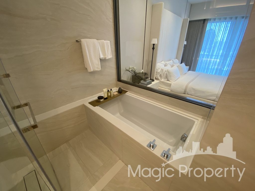 Property Image – The Strand Thonglor