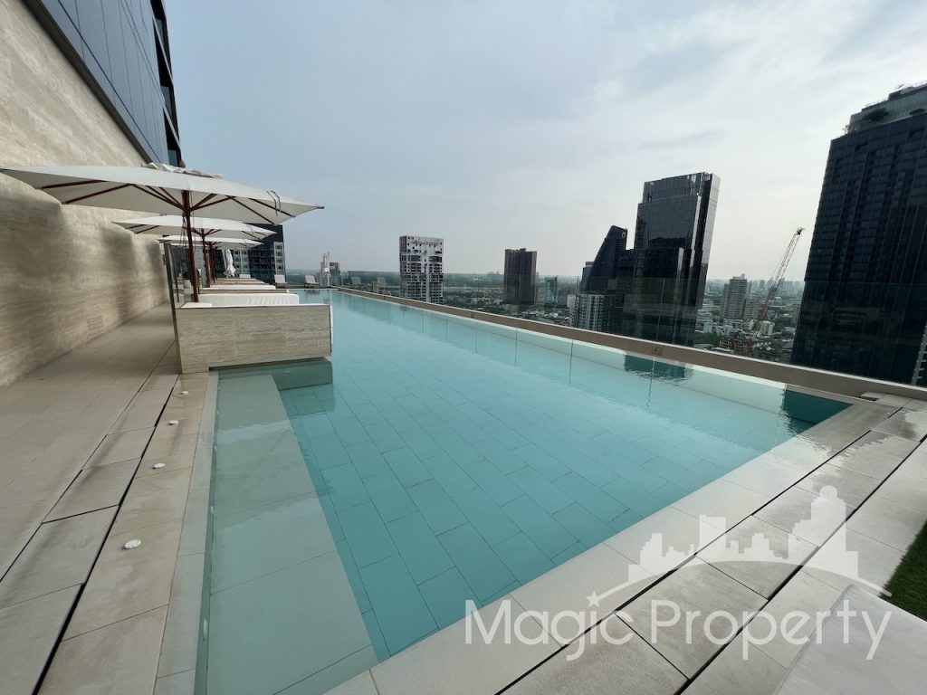 Property Image – The Strand Thonglor