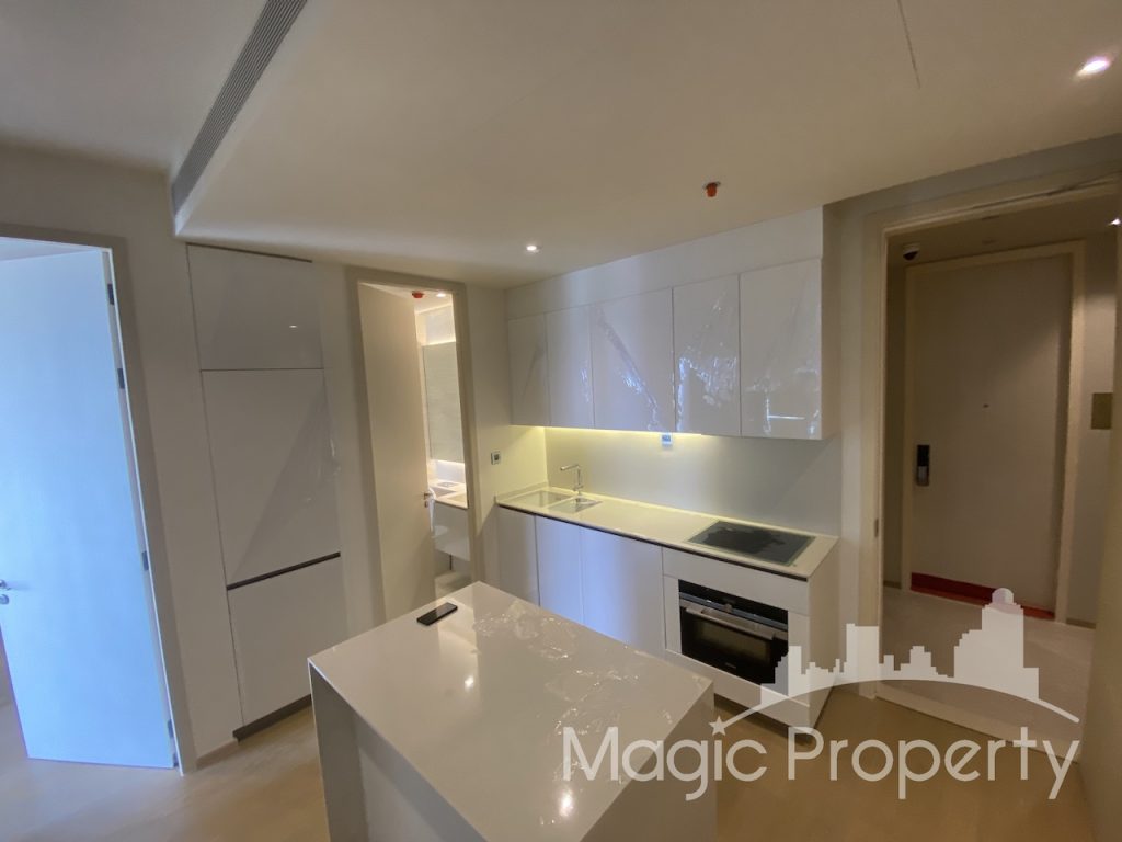 2 Bedroom 80 Sqm For Sale in The Strand Thonglor, Sukhumvit 55, Khlong Tan Nuea, Watthana, Bangkok. Near BTS Thong Lo..