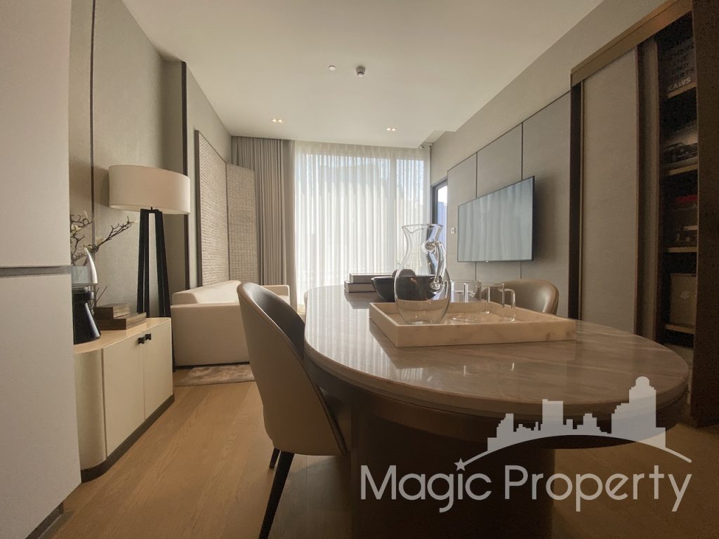 Fully Furnished 1 Bedroom 55 Sqm For Sale The Strand Thonglor, Sukhumvit 55, Khlong Tan Nuea, Watthana, Bangkok. Near BTS Thong Lo..