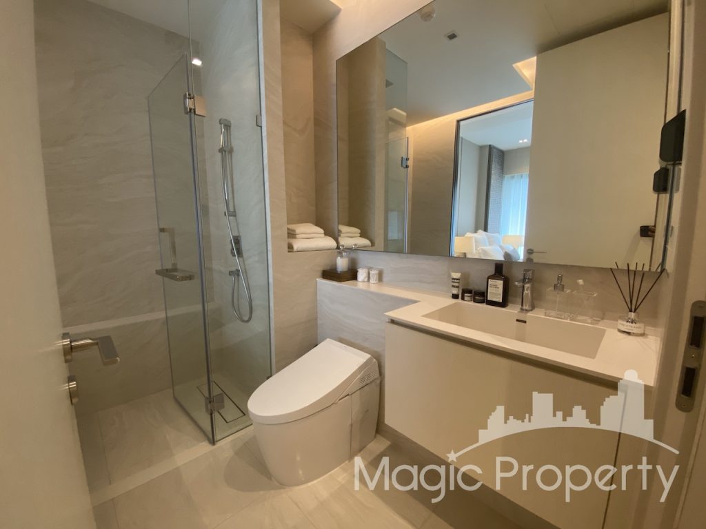 Fully Furnished 1 Bedroom 55 Sqm For Sale The Strand Thonglor, Sukhumvit 55, Khlong Tan Nuea, Watthana, Bangkok. Near BTS Thong Lo..