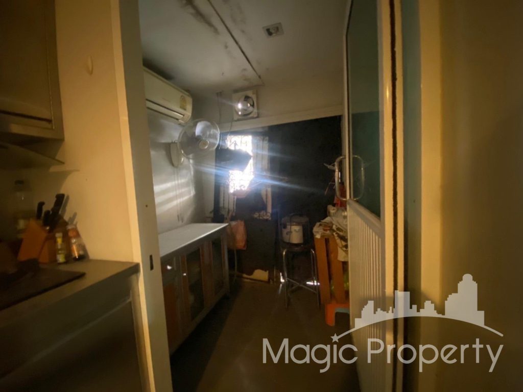 Property Image – Townhouse Soi Sukhumvit 26 For Rent