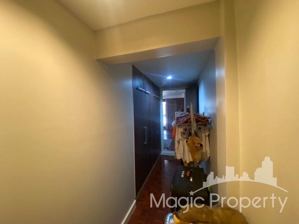 Property Image – Townhouse Soi Sukhumvit 26 For Rent
