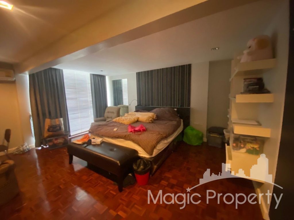 Property Image – Townhouse Soi Sukhumvit 26 For Rent