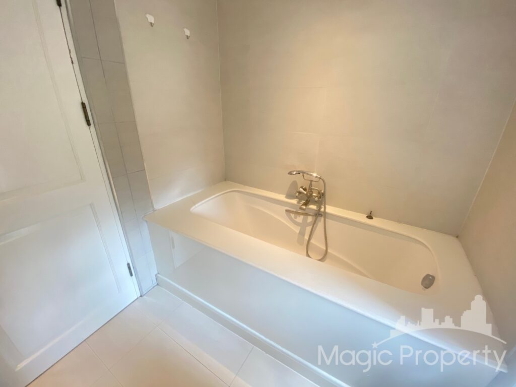 Property Image – Chidlom Place Condominium