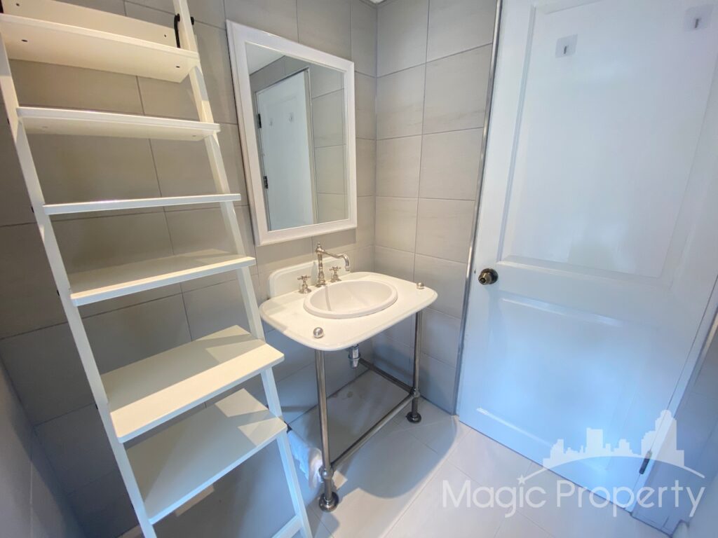 Property Image – Chidlom Place Condominium