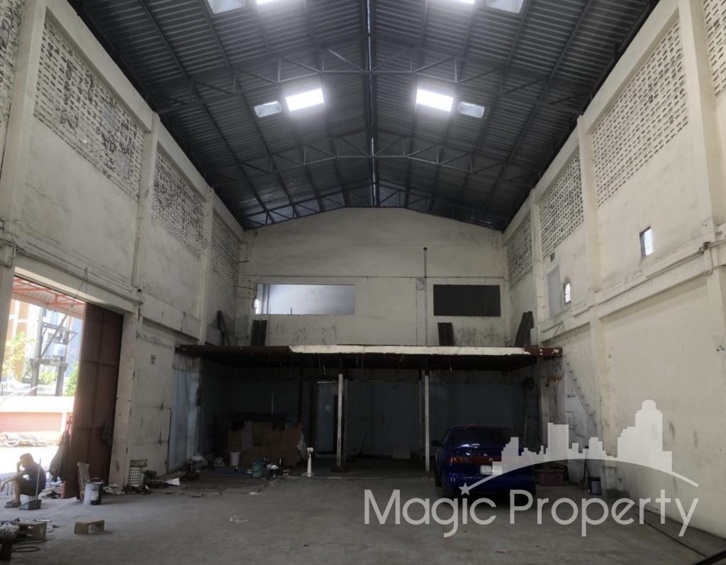 Property Image – 3 Floors Building & Warehouse For Rent in Rama 4