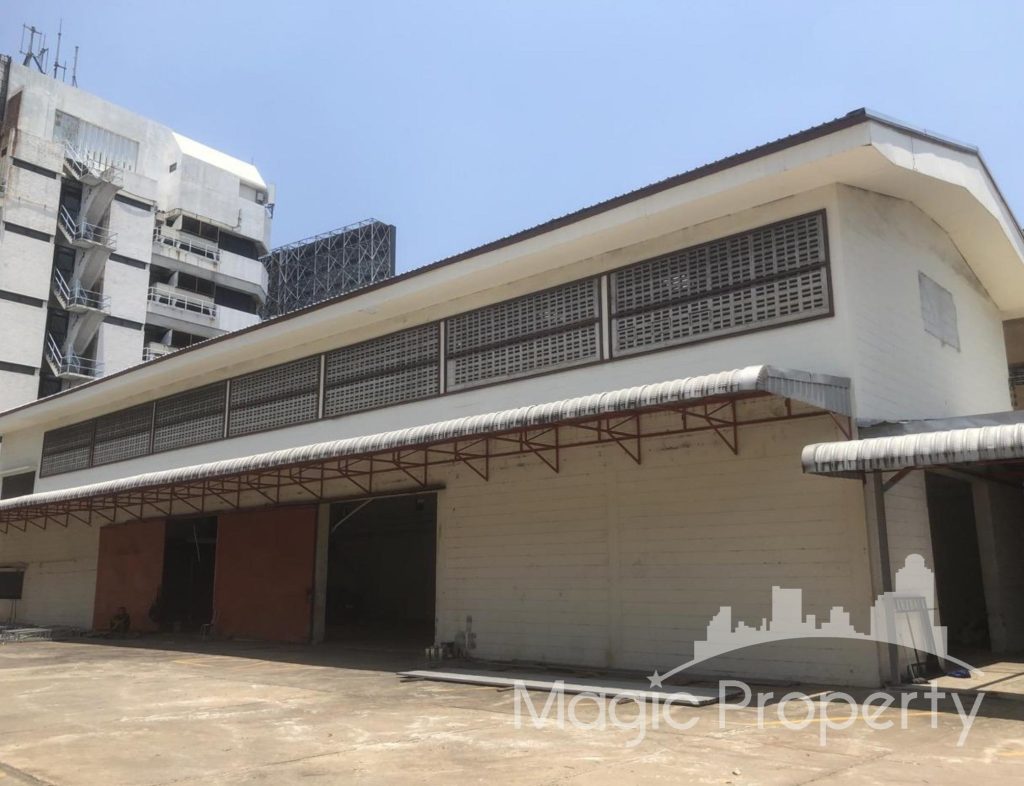 Property Image – 3 Floors Building & Warehouse For Rent in Rama 4