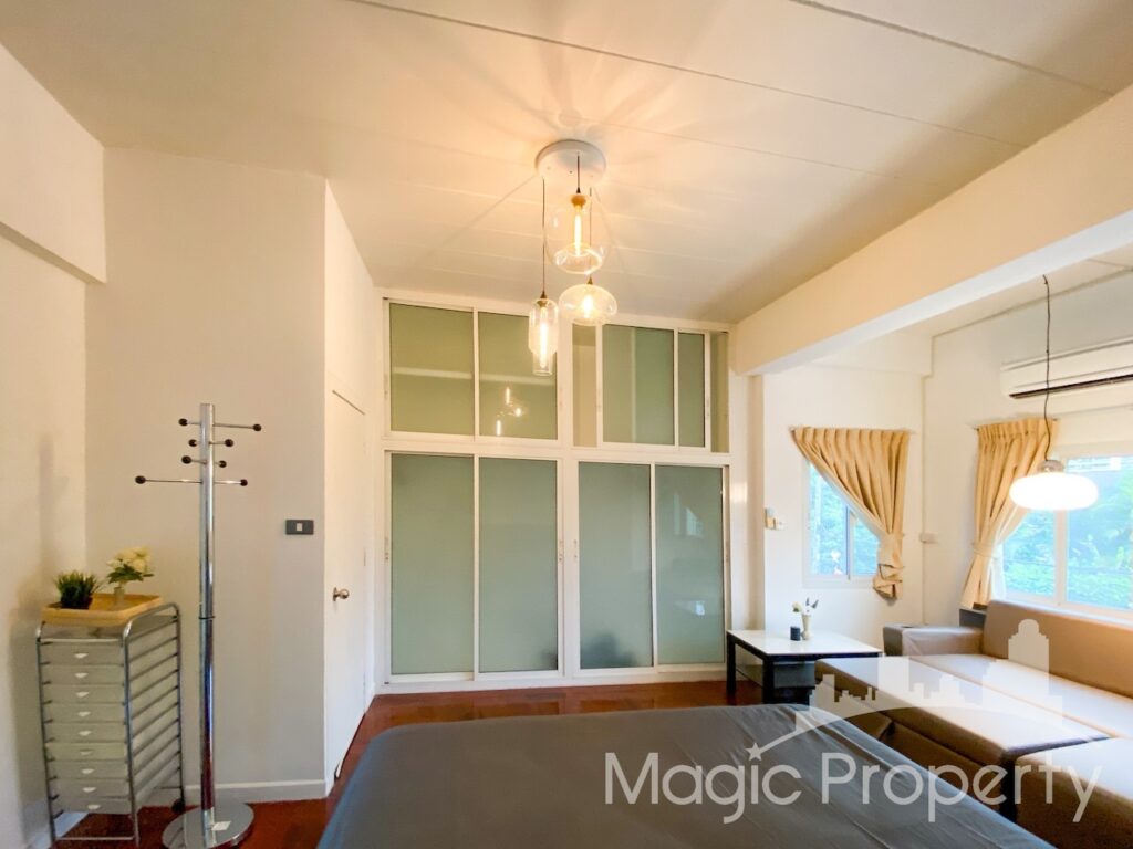 Property Image – Townhouse Ekkamai Soi 10 For Sale