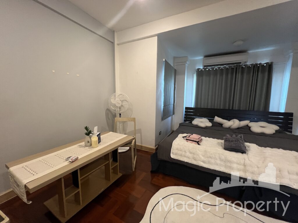 Property Image – Townhouse Ekkamai Soi 10 For Sale