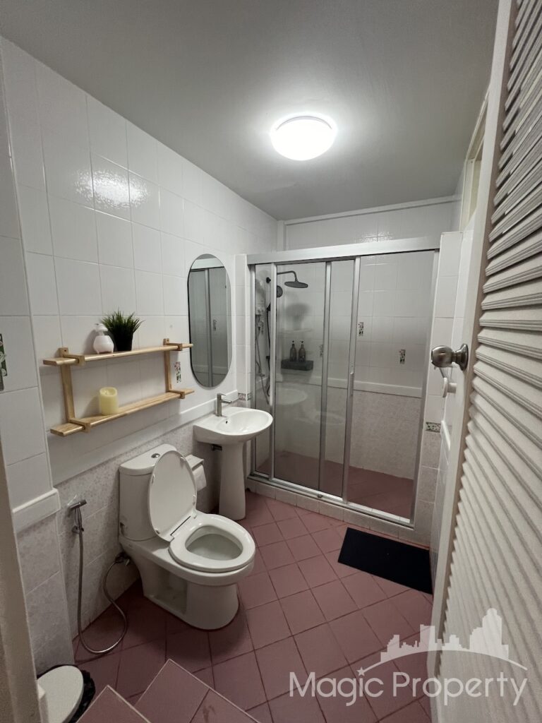 Property Image – Townhouse Ekkamai Soi 10 For Sale