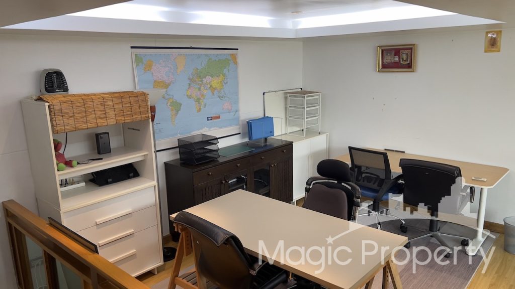 Property Image – Townhouse Ekkamai Soi 10 For Sale