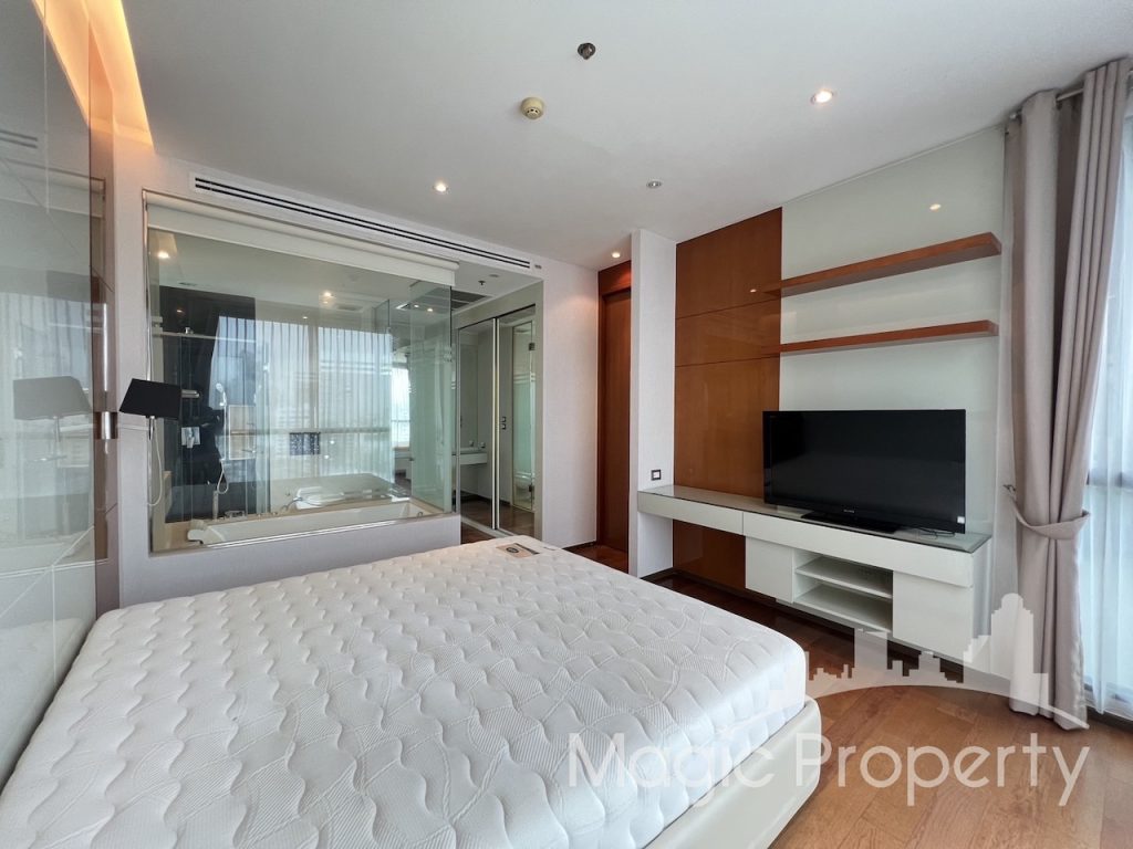 2 Bedroom Condominium For Rent in The Address Sukhumvit 28(MGP1101), Khlong Tan, Khlong Toei, Bangkok. Near BTS Phrom Phong...