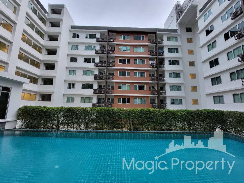 1 Bedroom For Sale in Condo One Thonglor, Sukhumvit 40, Phra Khanong, Khlong Toei, Bangkok 10110. Near BTS Thonglor 400 Meters...