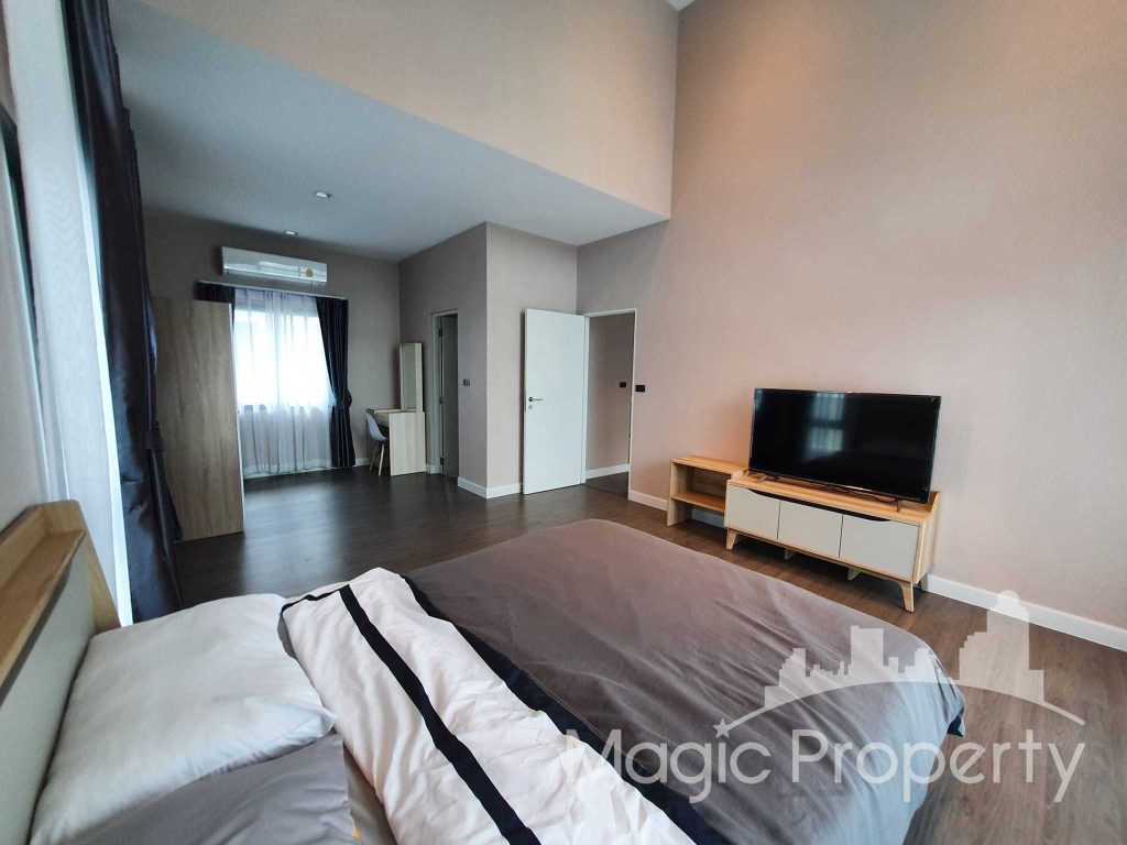 3 Bedroom Single House For Rent in Bangkok Boulevard Vibhavadi. Located at Ngam Wong Wan 47 Alley, Thung Song Hong, Lak Si, Bangkok 10210.