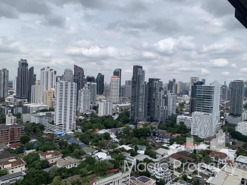 Property Image – Rhythm Ekkamai Estate Condominium