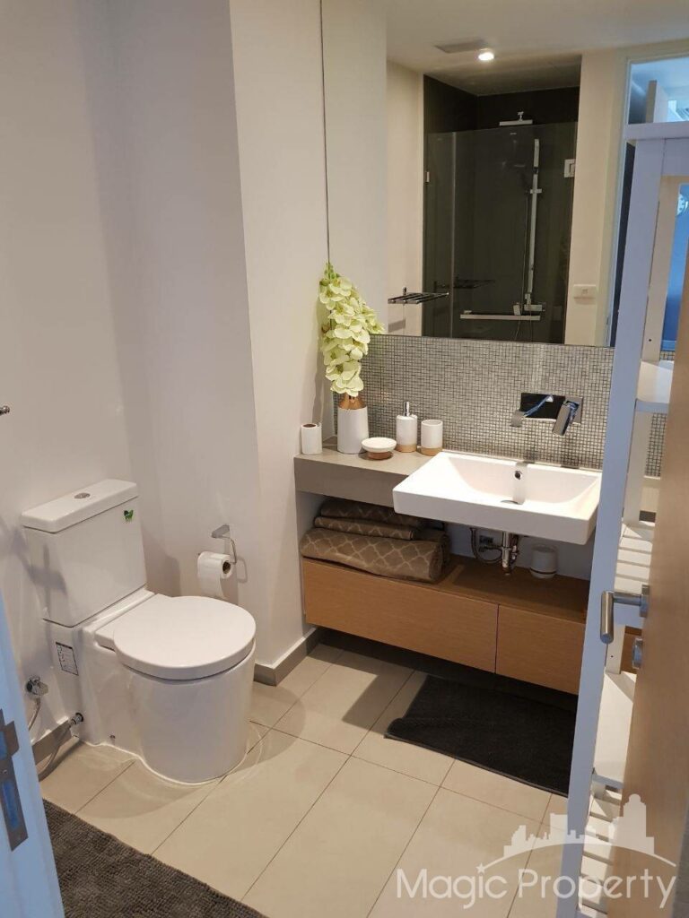 The Lofts Ekkamai Condominium 1 Bedroom For Sale