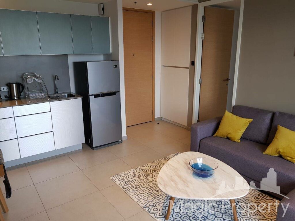 The Lofts Ekkamai Condominium 1 Bedroom For Sale