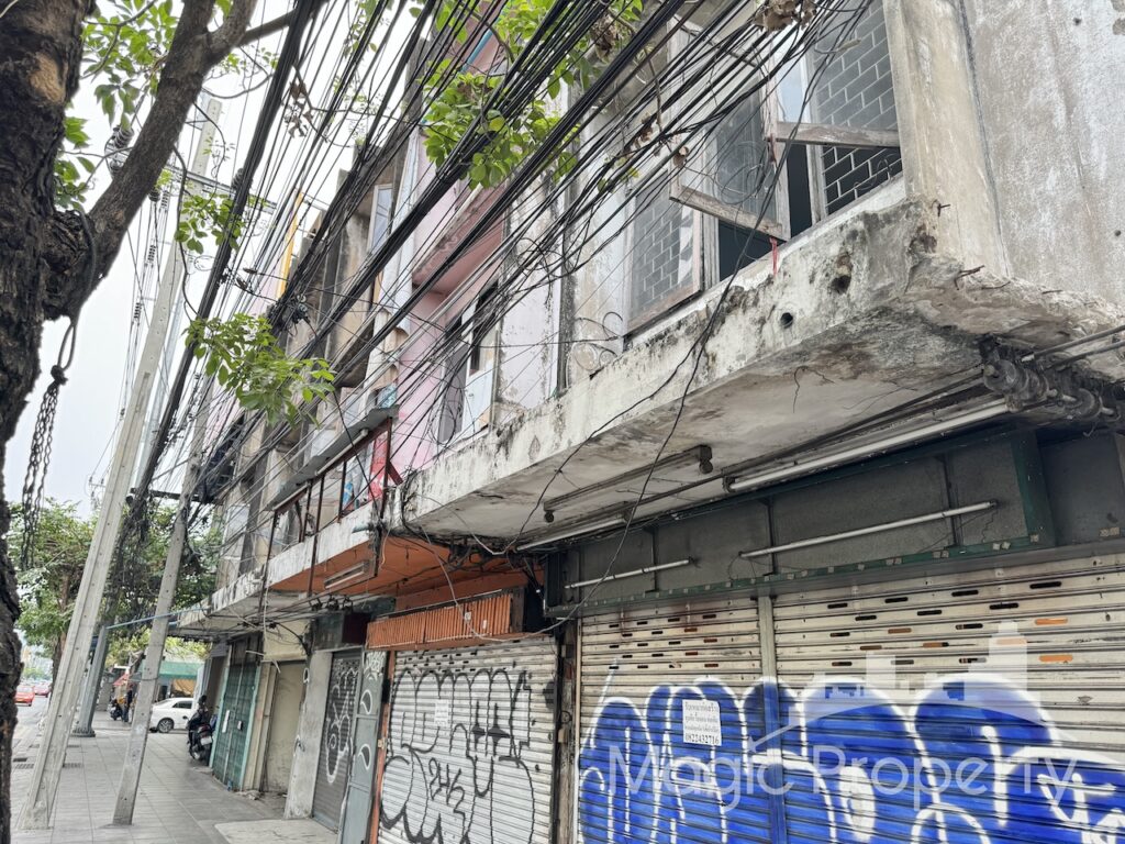 Property Image – 6 Commercial Buildings For Sale Sukhumvit 71